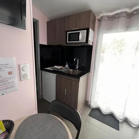 فندق مبيت وإفطار D'hotes Chez Florence 3*