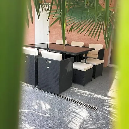 فندق مبيت وإفطار D'hotes Chez Florence 3*